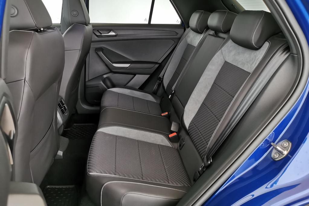 Volkswagen T-Roc R 4M 2.0 TSI 221kW DSG RFK*PDC*NAV*Tempo