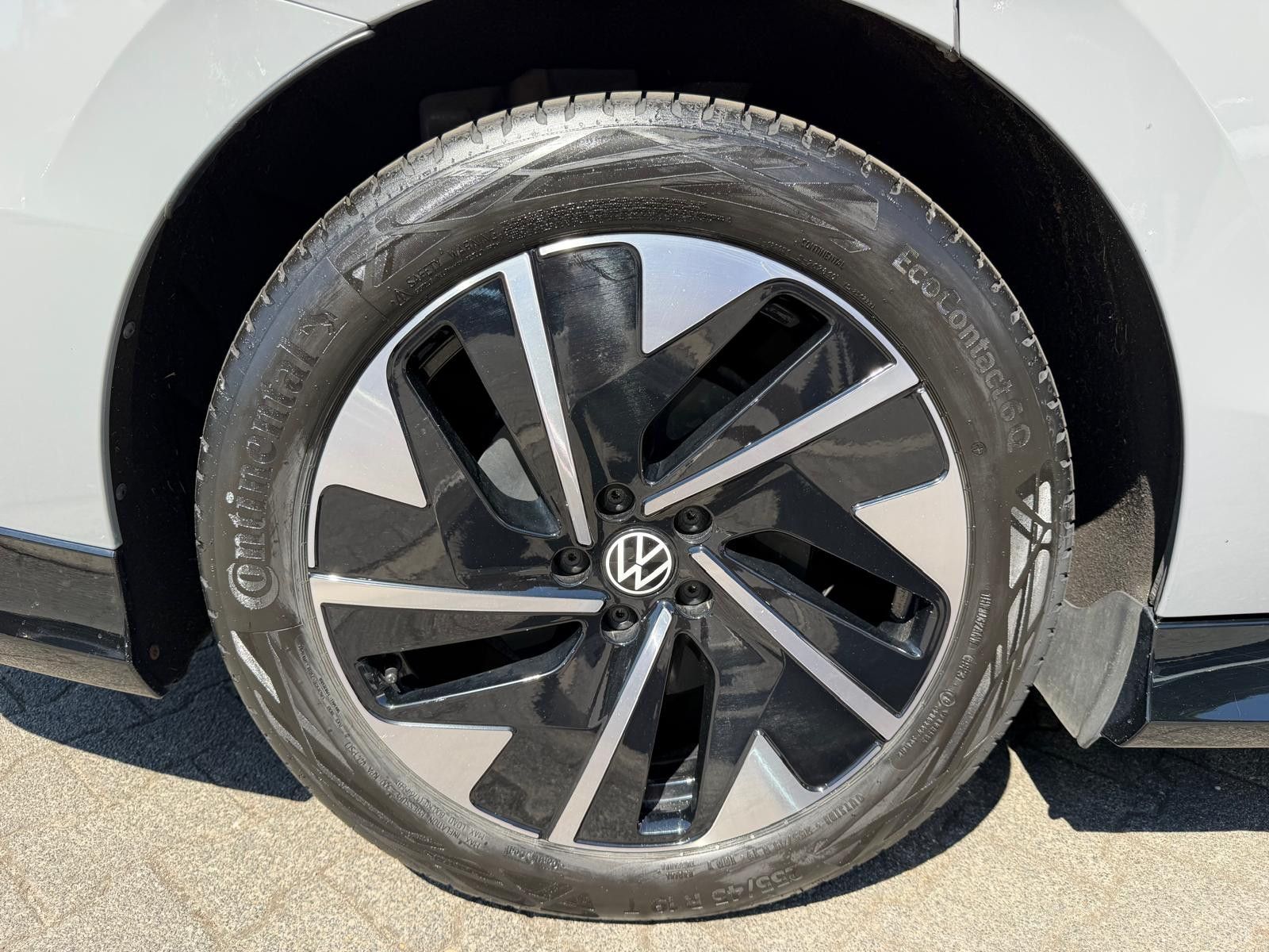 Fahrzeugabbildung Volkswagen ID.7 Pro >ALCANT+MATRIX+MEMO+HEAD+ACC+AHK+360°+
