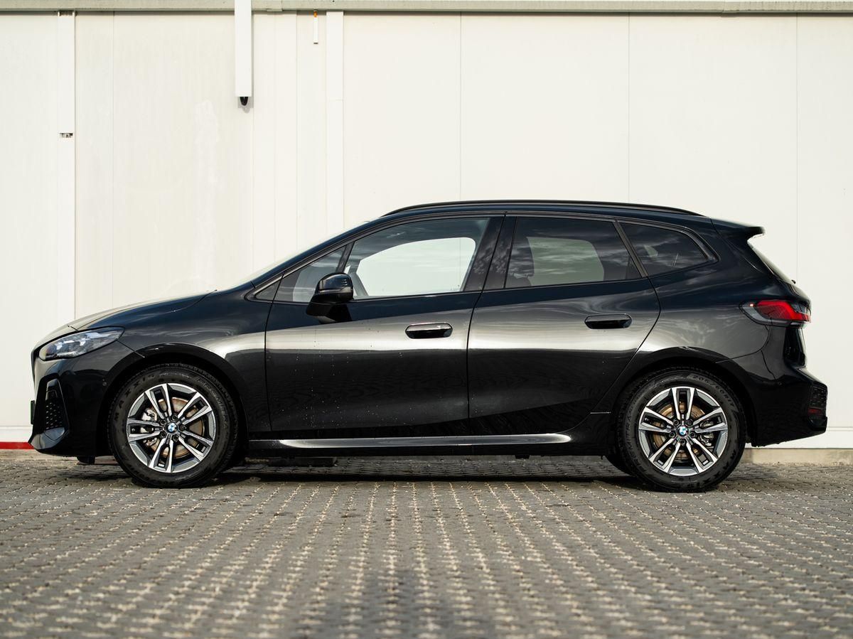 BMW 218d Active Tourer M-Sport AHK PANO ACC HuD 360° foto 9