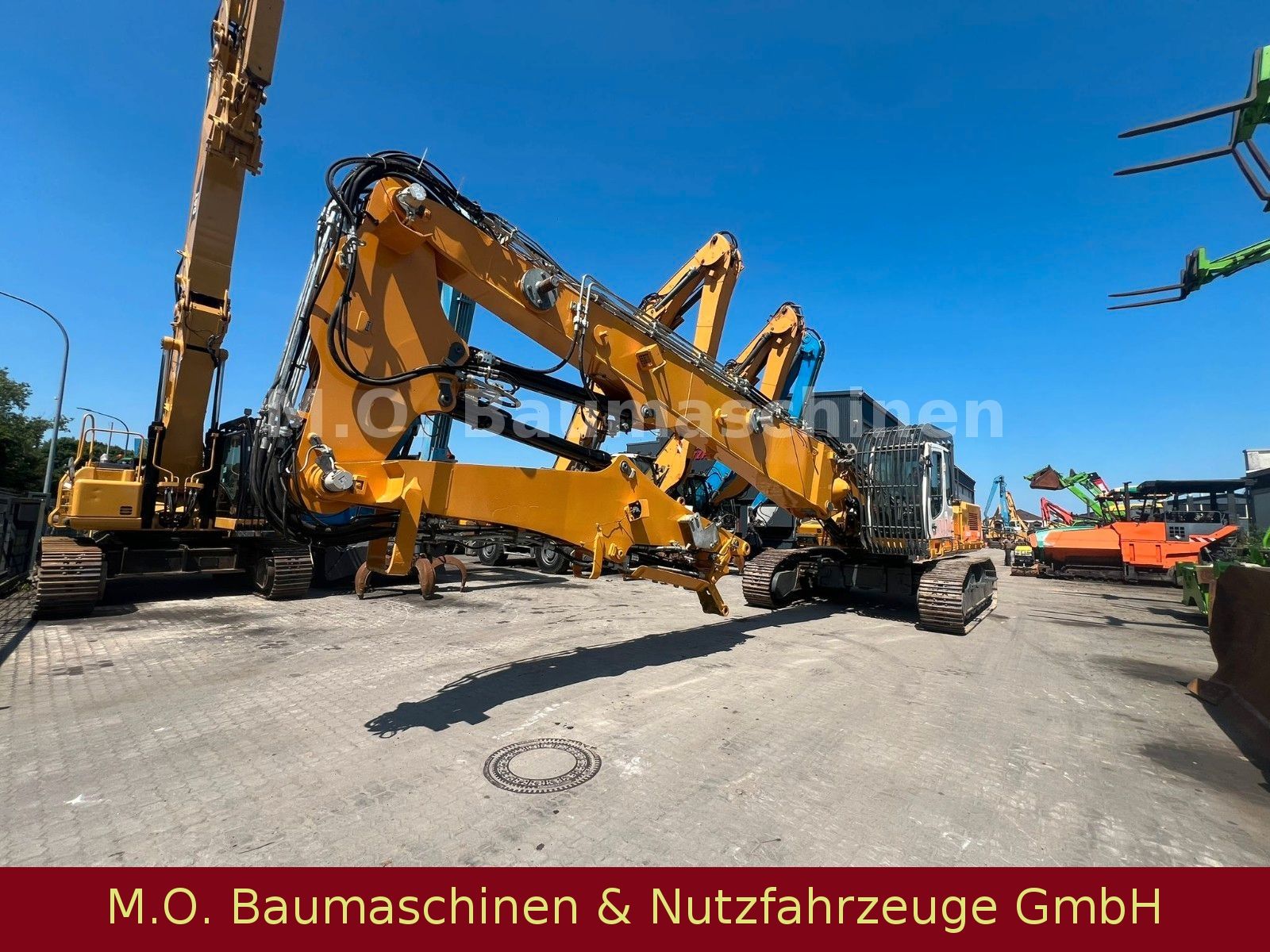 Fahrzeugabbildung Liebherr R 934 C HV-HD Litronic / Abbruchbagger /