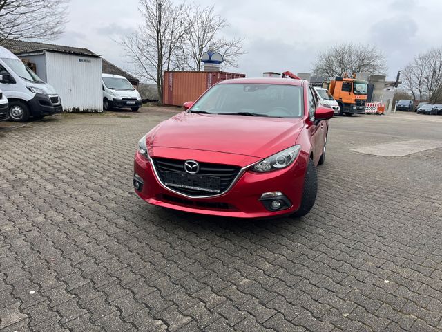 Mazda 3 Lim. Center-Line