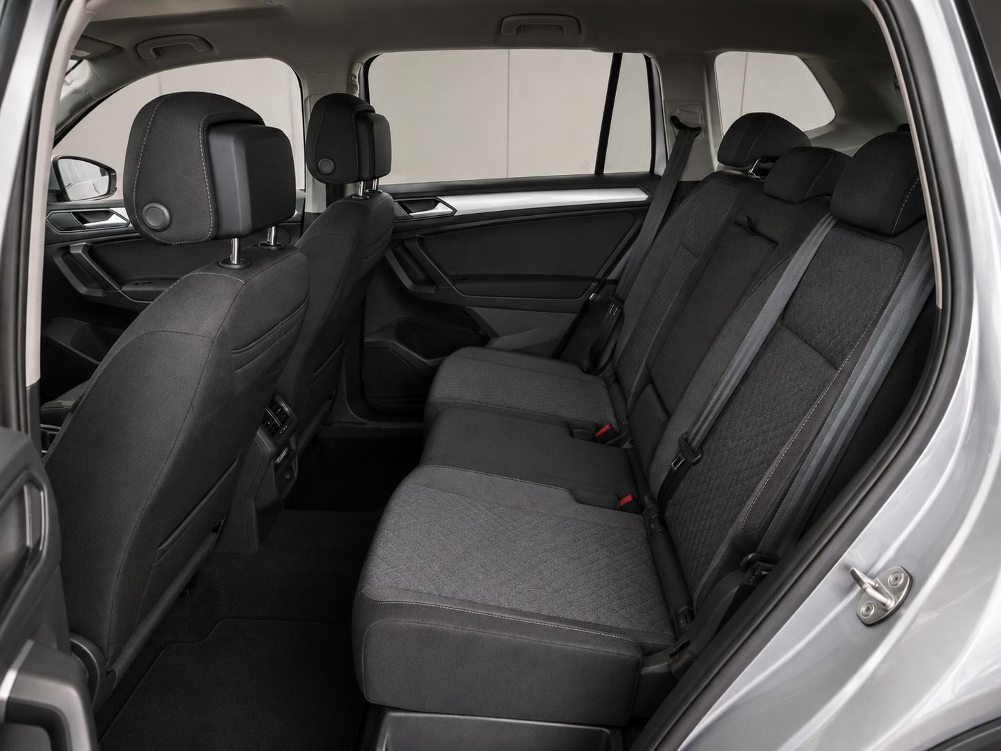Fahrzeugabbildung Volkswagen Tiguan Allspace 4Motion Move DSG IQ-MATRIX ACC 1