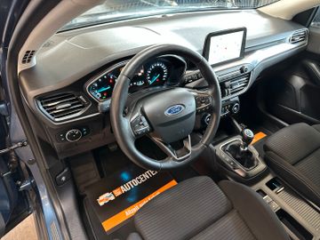 Ford Focus Lim. Titanium *Navi*AHK*LED*