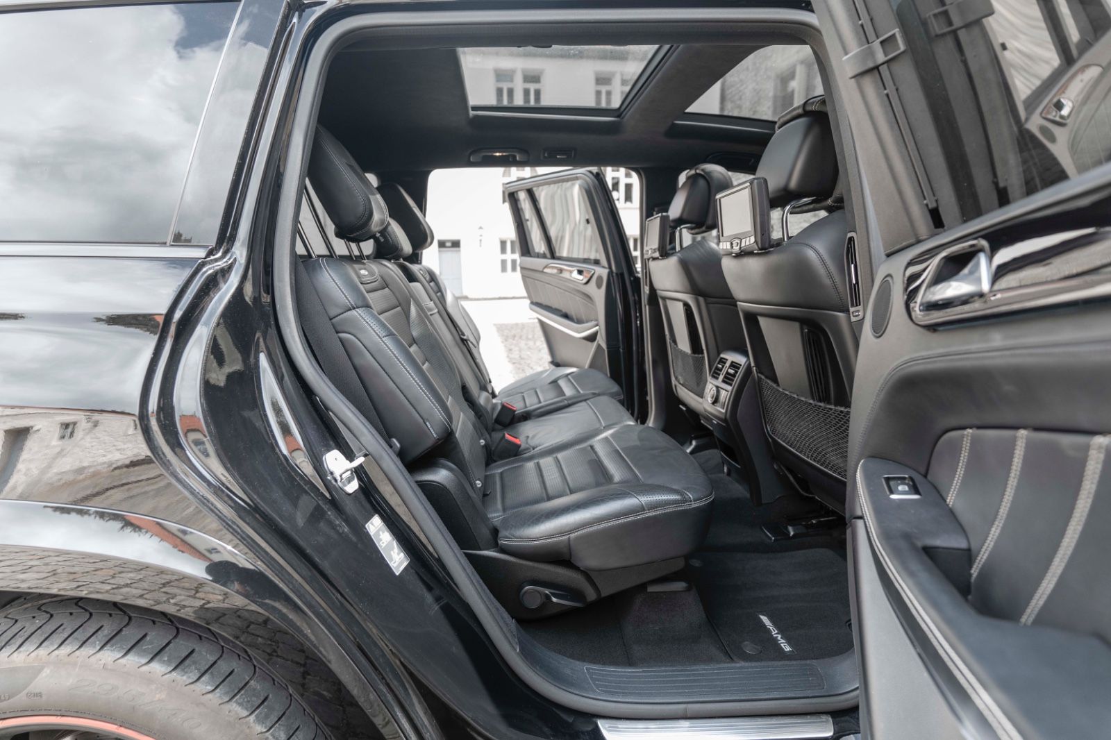 Fahrzeugabbildung Mercedes-Benz GL 63 AMG GLS-Optik 360° LED H&K Massage ACC