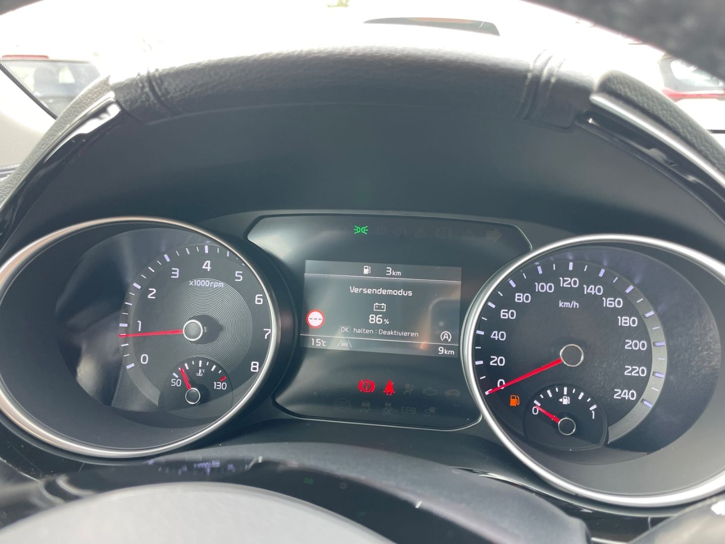 Fahrzeugabbildung Kia Ceed_sw Ultima LED totWinkAss Kamera SHZ PDC