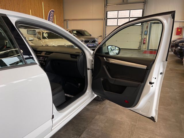 MYAUTOCENTER – Gebraucht- und Jahreswagen mit Werkstattservice in Pfaffenhofen Skoda Octavia Lim. Active *1. Hand*LED*Klima*PDC*TÜV*