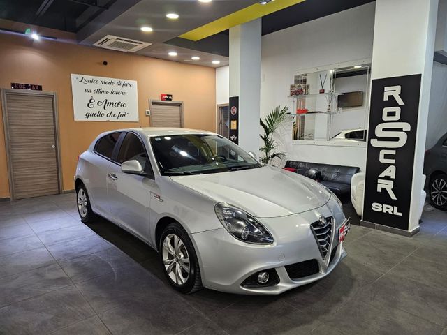 Alfa Romeo Giulietta 1.6 JTDm-2 Distinctive