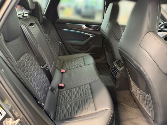 Fahrzeugabbildung Audi RS6 Avant 4.0 TFSI RS-Dynamikpaket+Assistenzpake