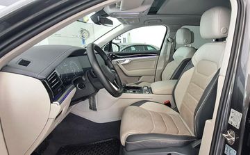 Volkswagen Touareg - 6