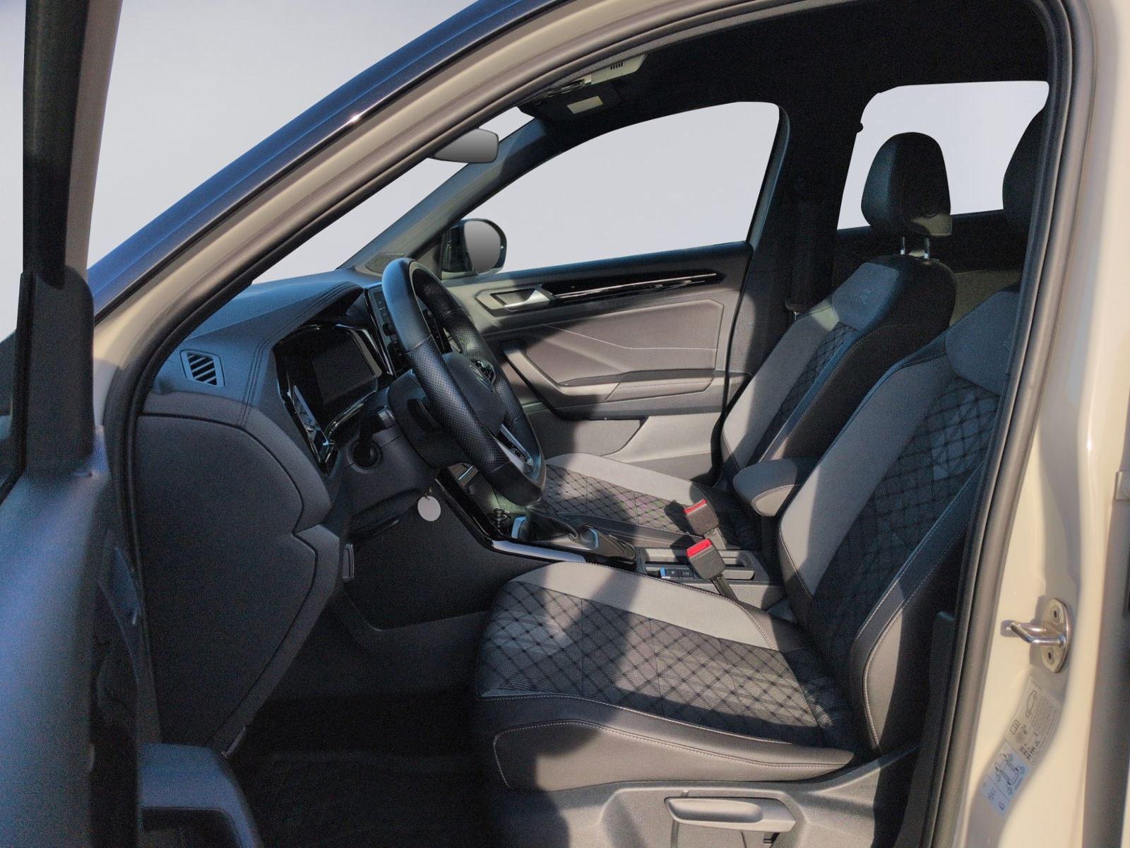 T-Roc 1.5 TSI DSG R Line NAVI+ACC+KAMERA+MATRIX