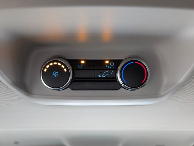 Ford Tourneo Custom 2.0 EcoBlue L1 Titanium