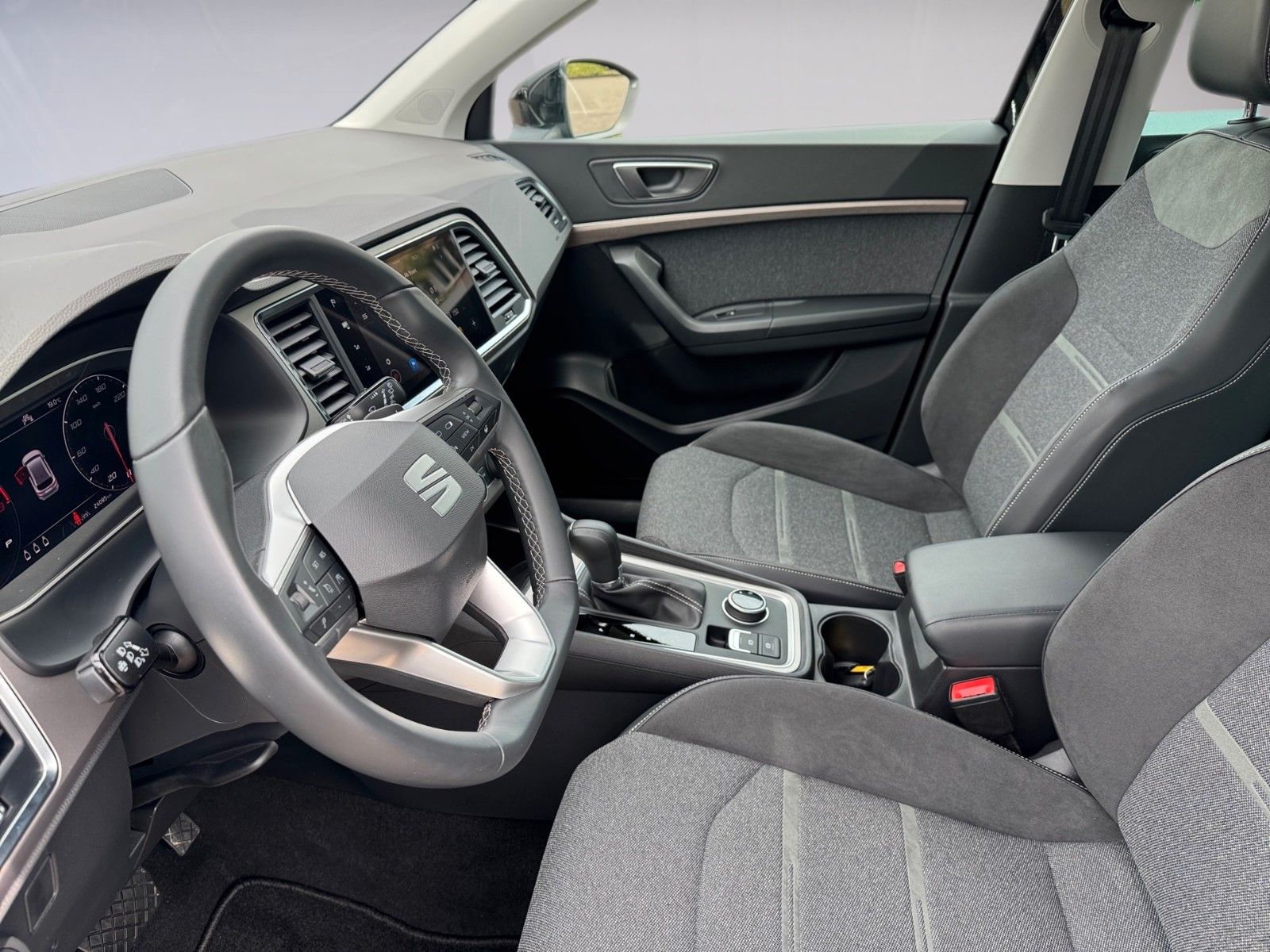 Fahrzeugabbildung SEAT Ateca Xperience 1.5 TSI