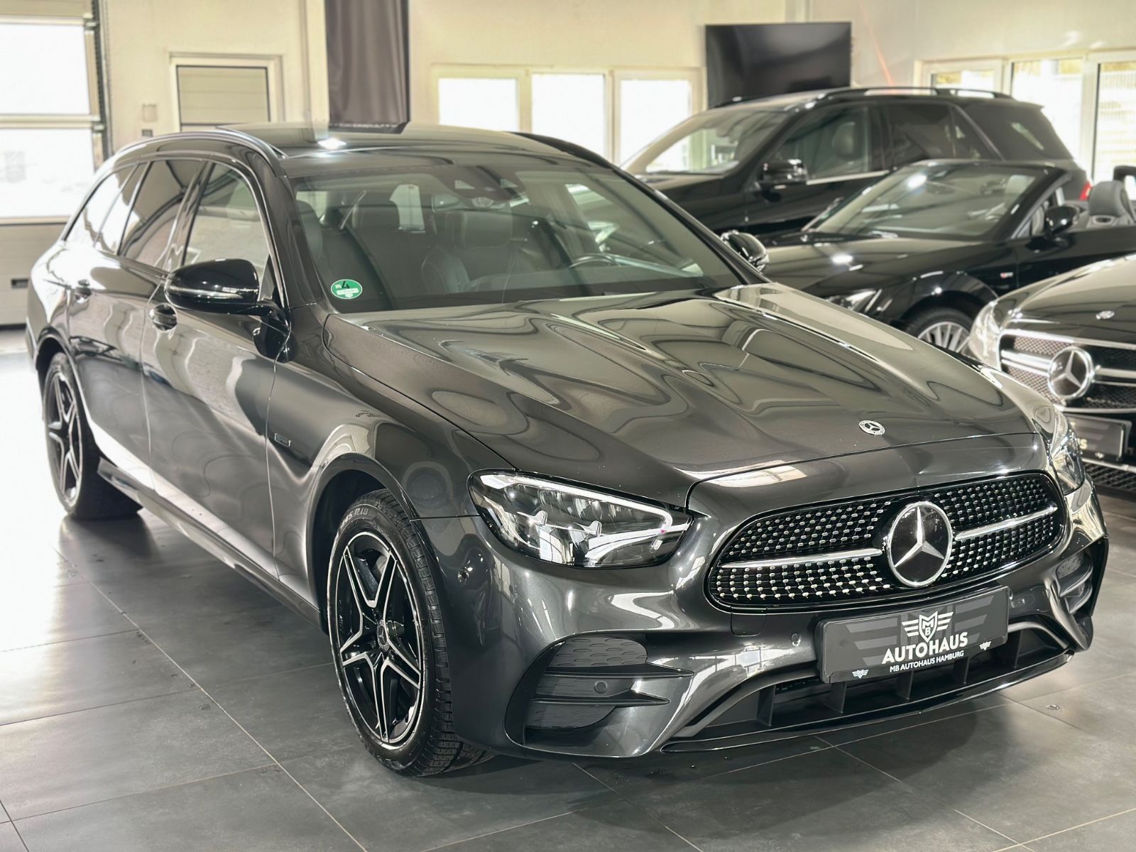Mercedes-Benz E 300 de 4-Matic,AMG-Paket,Pano,LED,VOLL,TOP imagem 2