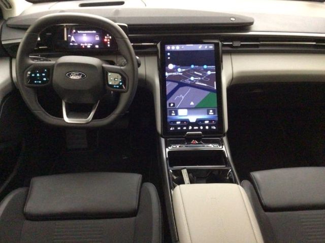 Fahrzeugabbildung Ford Explorer RWD HUD Navi Digitales Cockpit Memory S