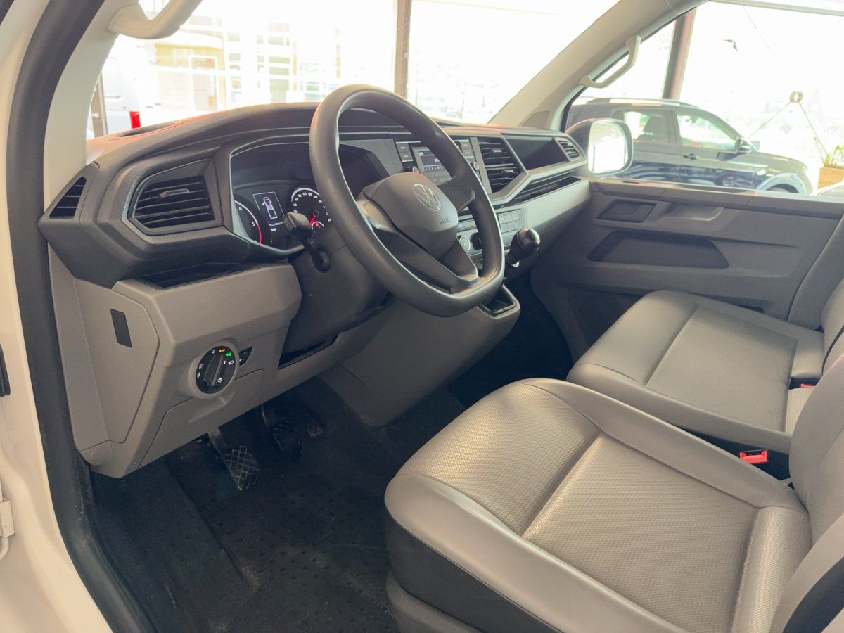 Fahrzeugabbildung Volkswagen T6.1 2.0 TDI Pritsche Doppelkabine LR AHK