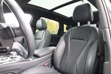 Audi Q7 - 10