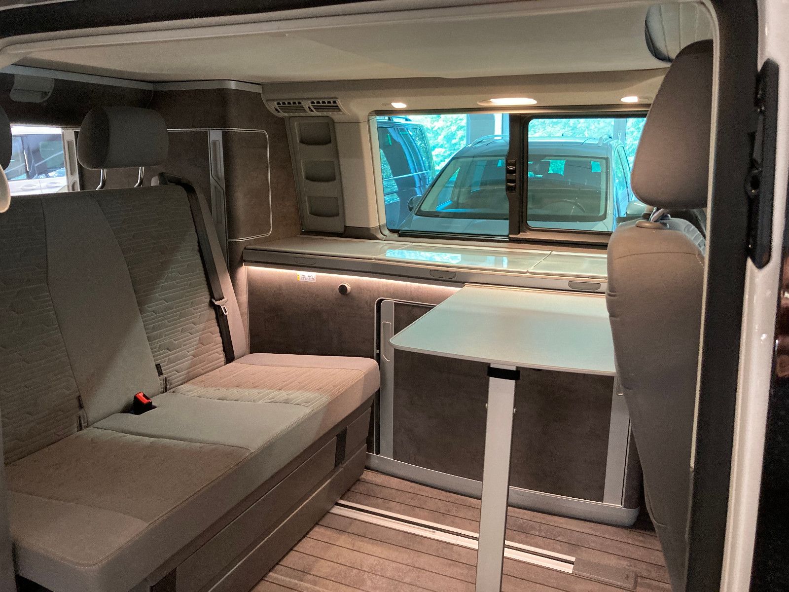 Volkswagen T6 2.0 TDI California Ocean 4x4 DSG LED foto 11