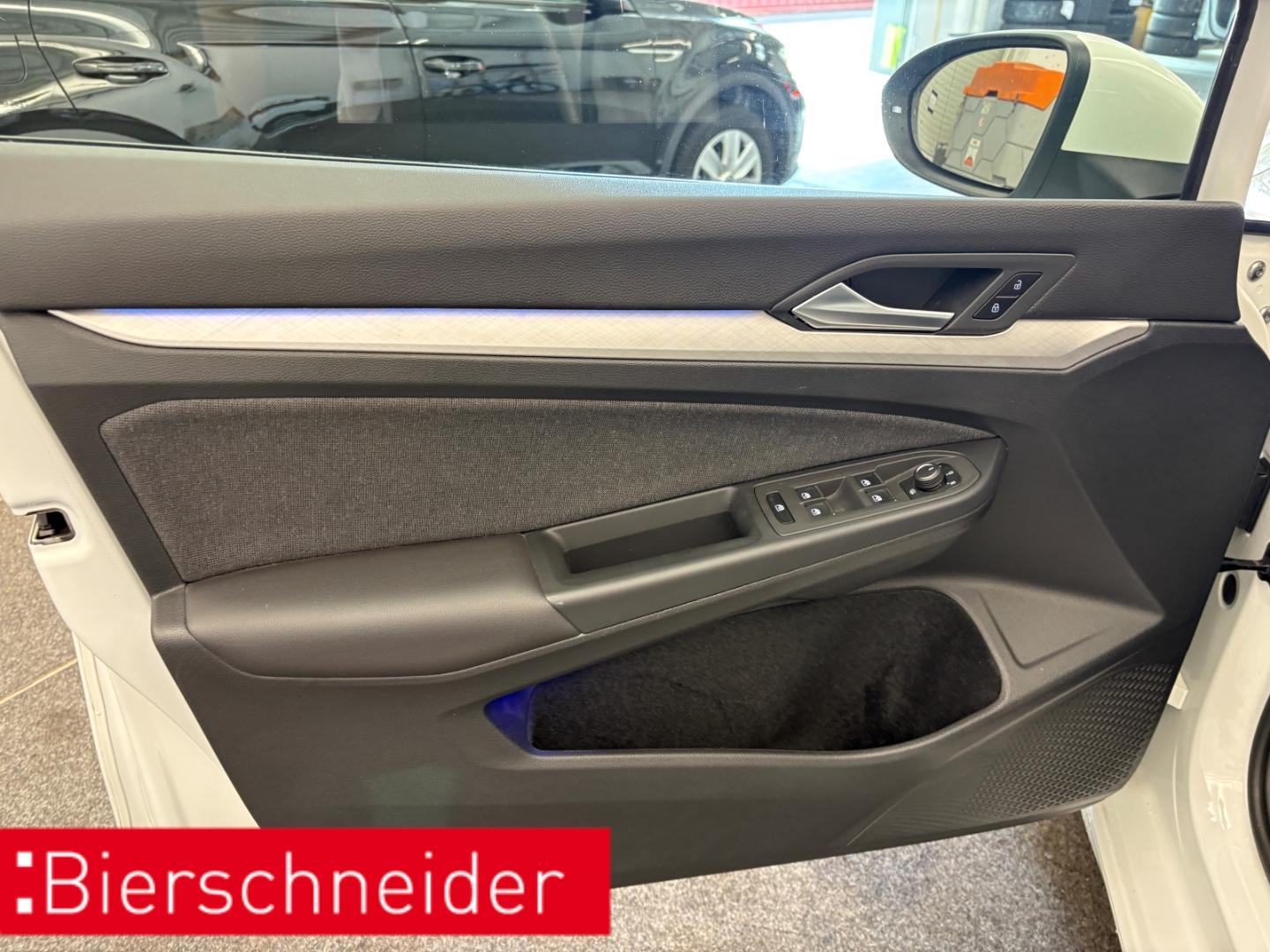 Volkswagen Golf 1.0 eTSI DSG DIGITAL COCKPIT LED NAVI PDC D, миниатюра 15