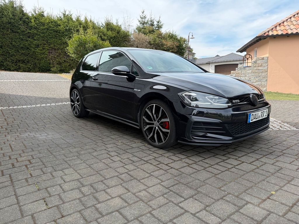 Image of Volkswagen Golf