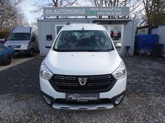 Fahrzeugabbildung Dacia Dokker Stepway Plus KAMERA DAB NAVI 1. HAND