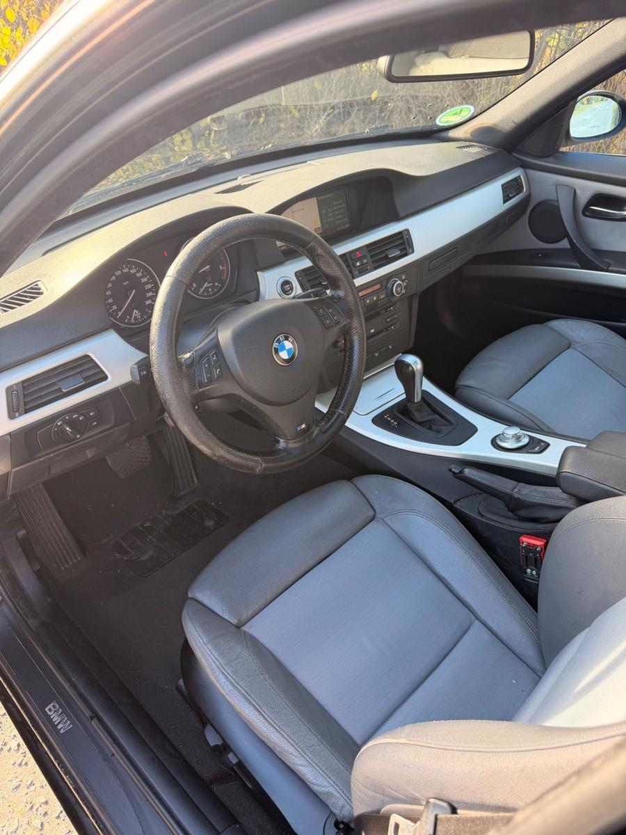 BMW 330 2007 — photo 6
