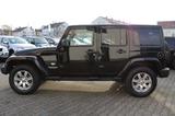 Jeep Wrangler Unlimited 2.8 70th y. anniversary TOP g - aus 2011: Geländewagen