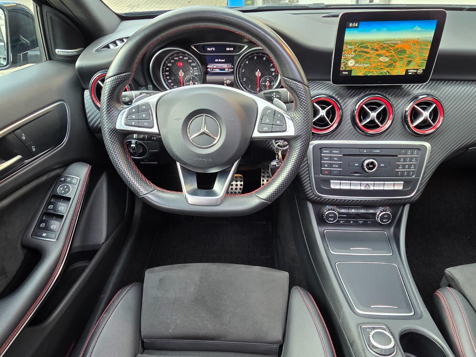 Mercedes-Benz A 250 4Matic Sport/AMG-LINE