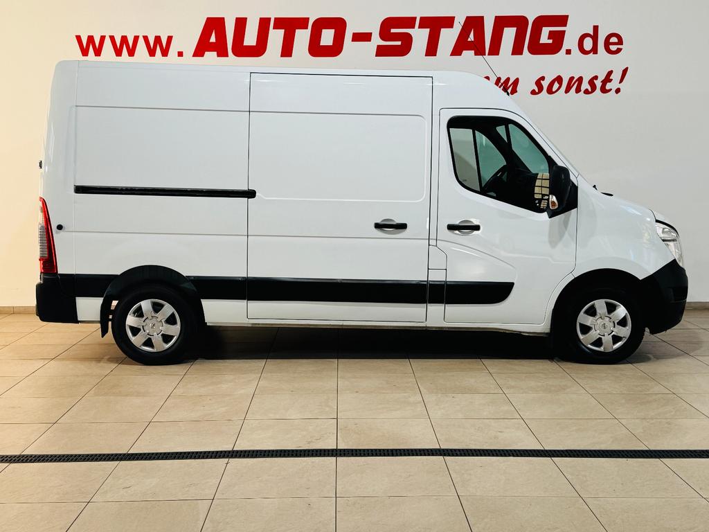 Nissan NV400
