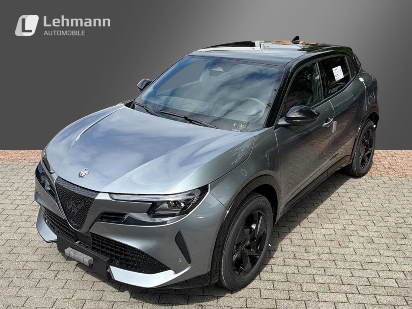 Fahrzeugabbildung Alfa Romeo Junior Ibrida TI 1,2 VGT 107kW MY26-Panoramadach