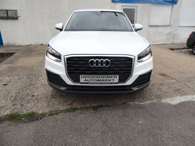 Fahrzeugabbildung Audi Q2/Super-Optik/Navi/Euro6/2.Hd/Alu/PDC/Garantie/