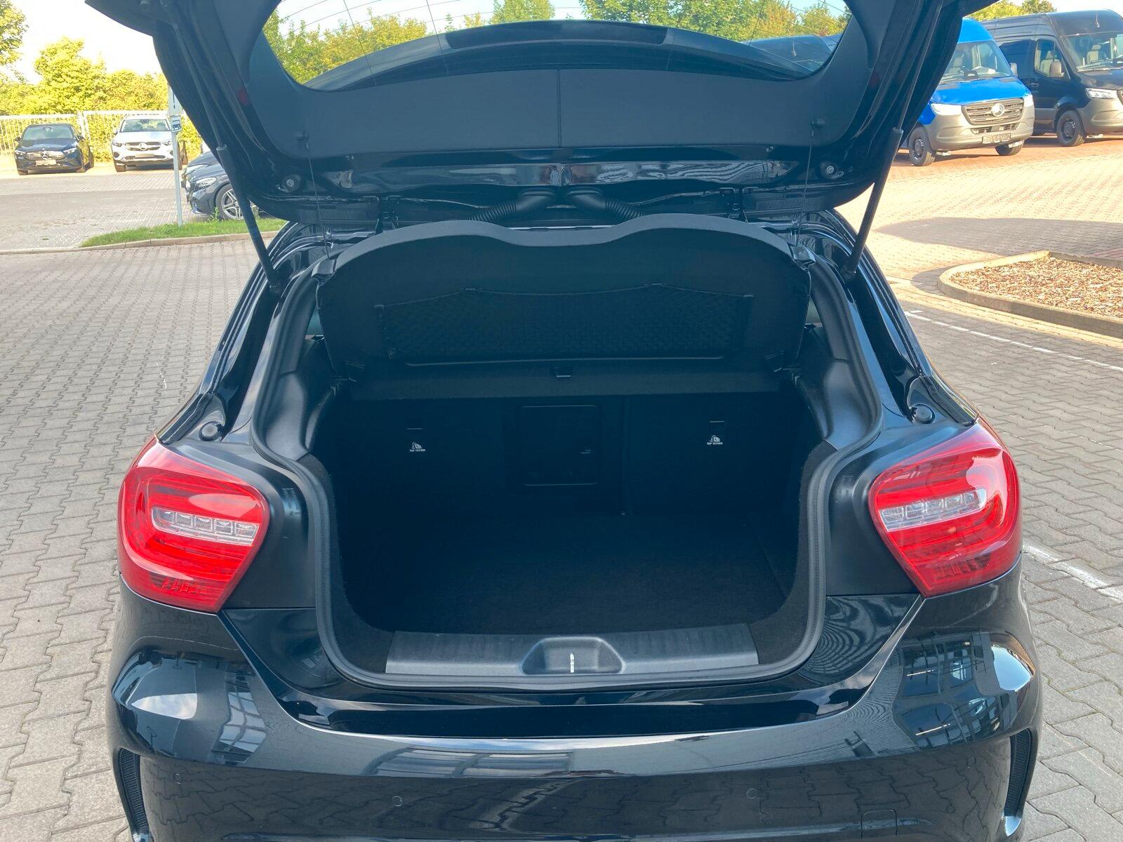 Mercedes-Benz A 250 AMG Line *COMAND*Pano*Distr*HarmanKardon®*