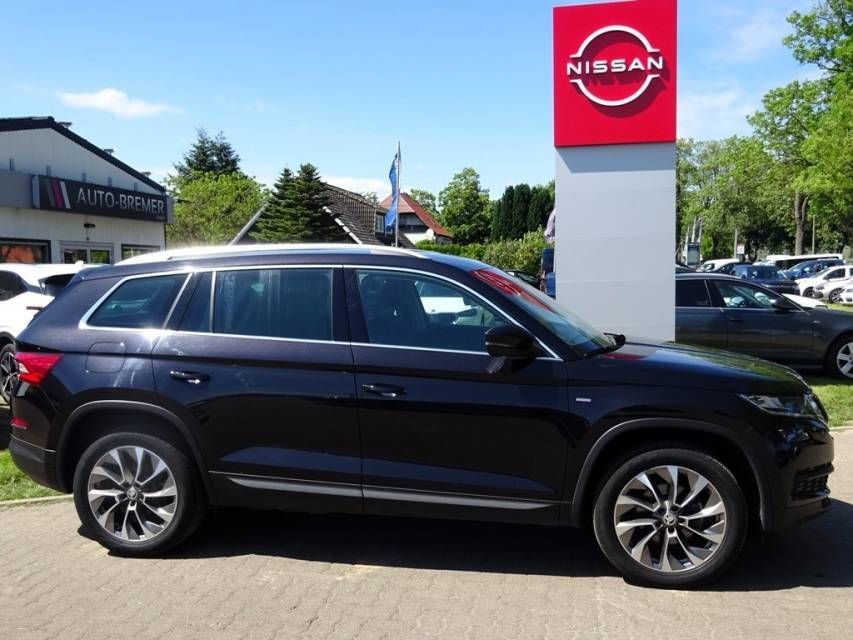 Fahrzeugabbildung SKODA Kodiaq 1.5 TSI Clever Navi RFK