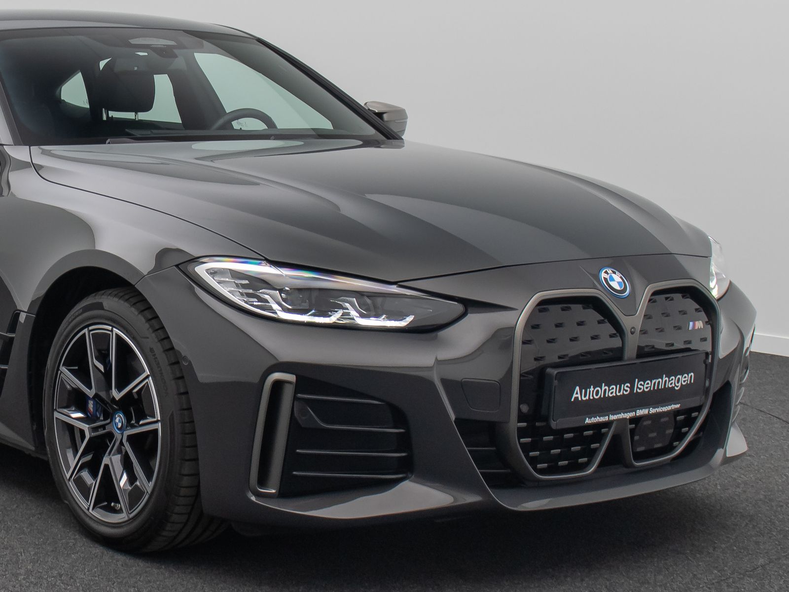 Fahrzeugabbildung BMW i4 M50 360° HUD H/K Lenkrhzg ACC Fernlichtassist