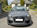 Audi Q7 4.2 TDI quattro tiptronic - - Audi Q7 mit Diesel-Antrieb: 4.2