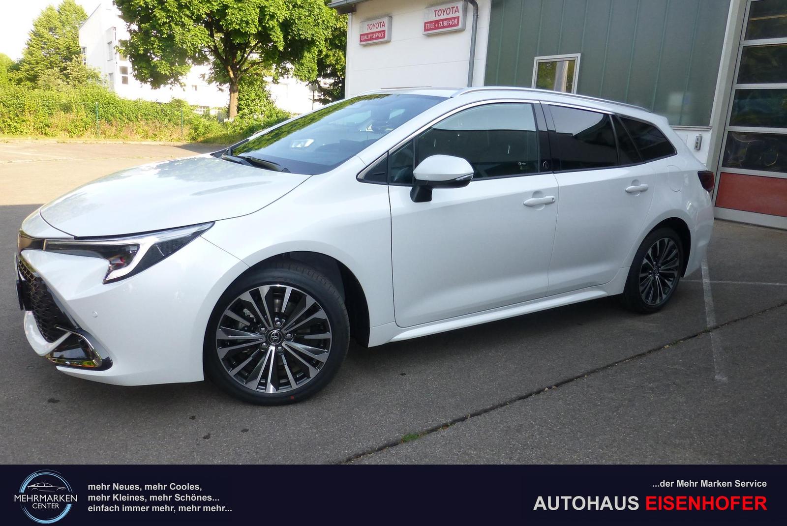 Toyota Corolla Touring Sports Hybrid Team D  2.0l 11...