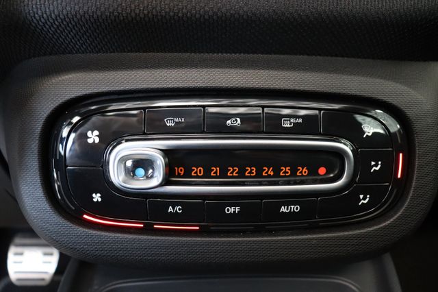 Fahrzeugabbildung Smart ForTwo Cabrio |BRABUS|EDITION|NAVI|SHZ|SPORT|