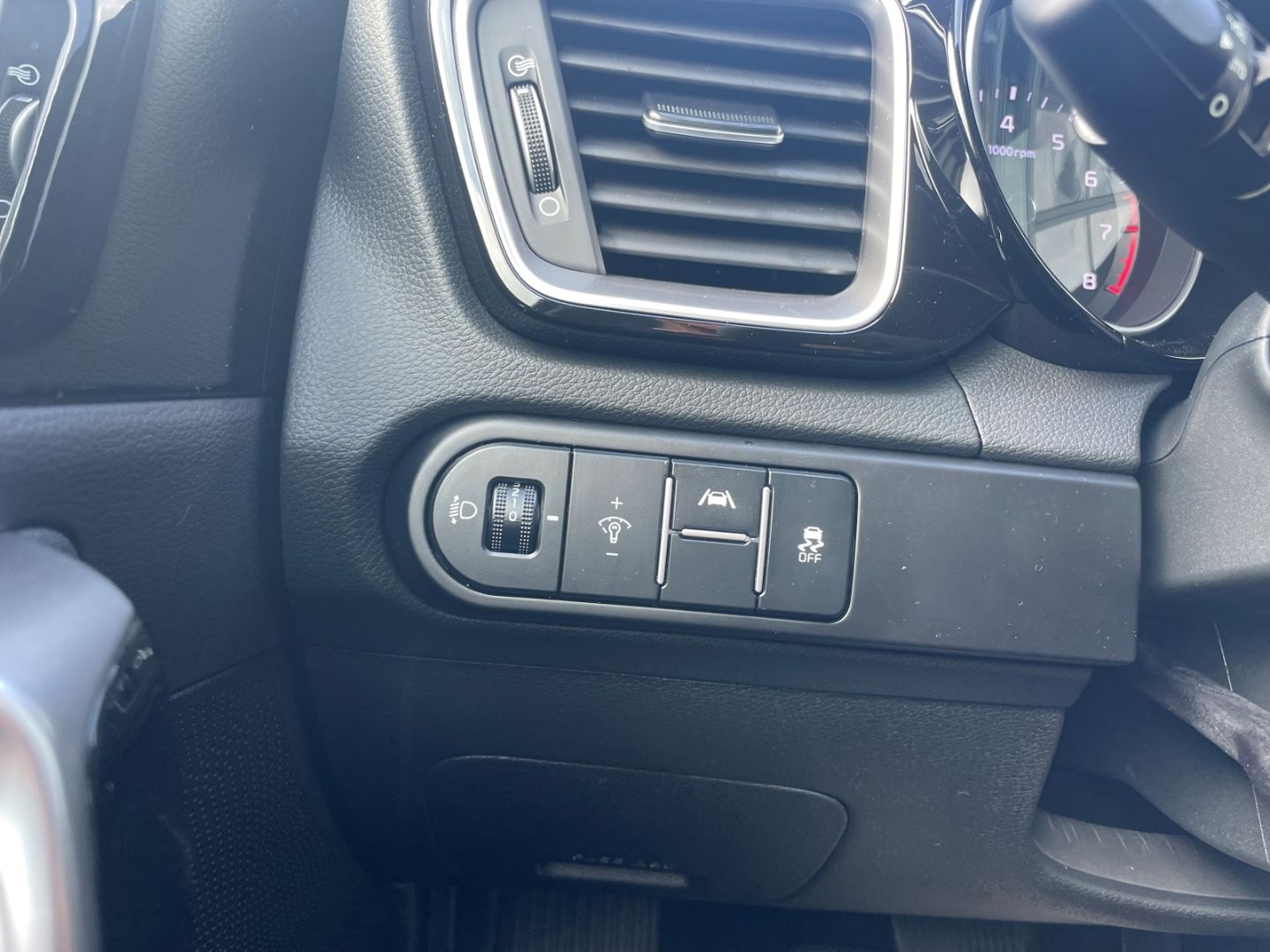 Fahrzeugabbildung Kia Ceed_sw Ultimate Edition AppleCarPlay P8 P9