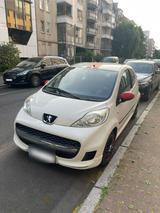 Peugeot 107 - Peugeot 107 in Frankfurt (Main)