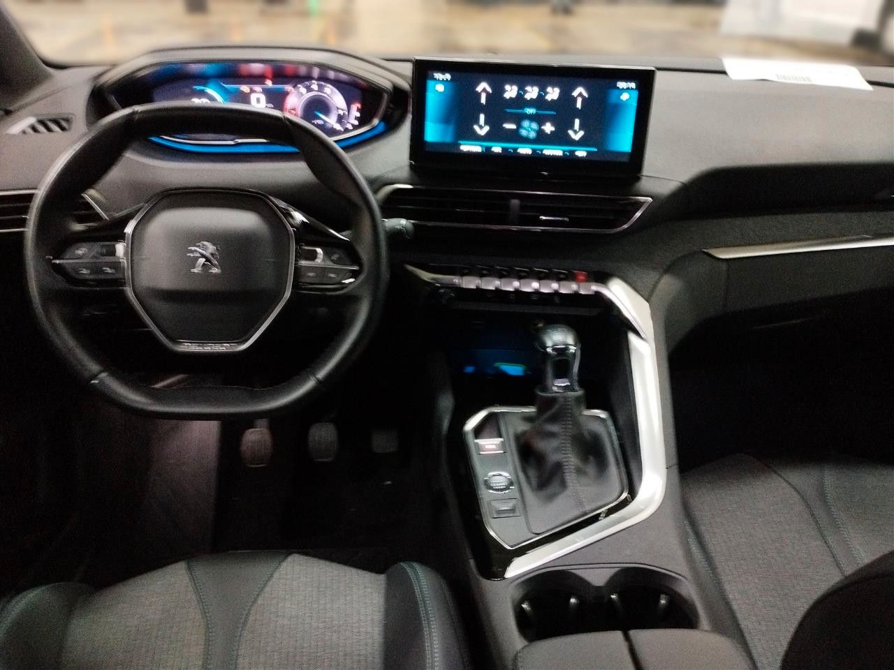 Fahrzeugabbildung Peugeot 3008 1.2T ALLURE PACK NAVI/LED/SPORT/VIRT/PDC