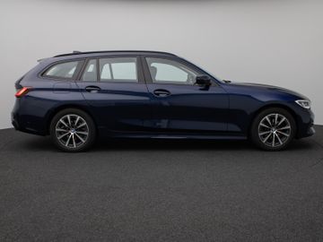 Fahrzeugabbildung BMW 320d xD Sport Line Kamera Laser HiFi AHK Komfort