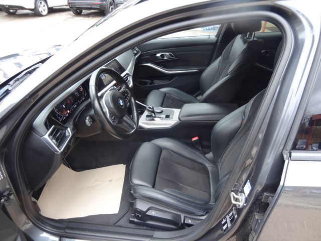 Fahrzeugabbildung BMW 320d M Sport/Virtual/AHK/HUD/Navi/Kamera/