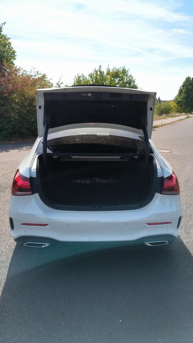 Mercedes-Benz A 250 e AMG-Line, Head-up-Display...