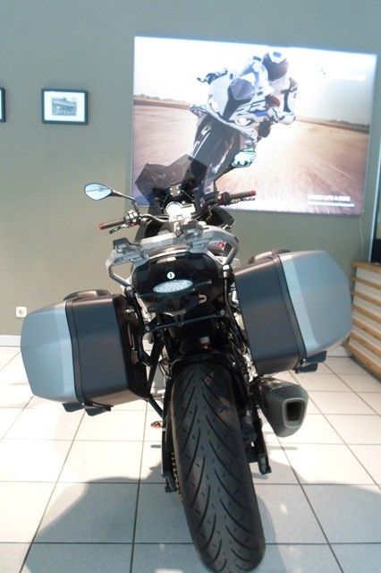 Fahrzeugabbildung BMW S1000XR mit Seitenkoffern
