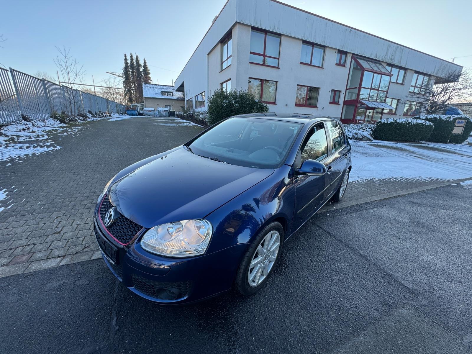 Volkswagen Golf 1.4 Trendline GTI-Lock  Tüv Neu