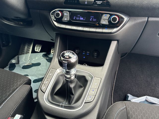Hyundai i30 N Performance 2.0 Navi+Klima+Temp+R.Kamera+L