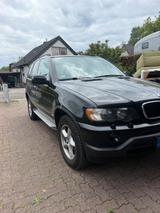 BMW X5 3.0 E53 M57  tausch möglich - BMW M5 Unfallwagen