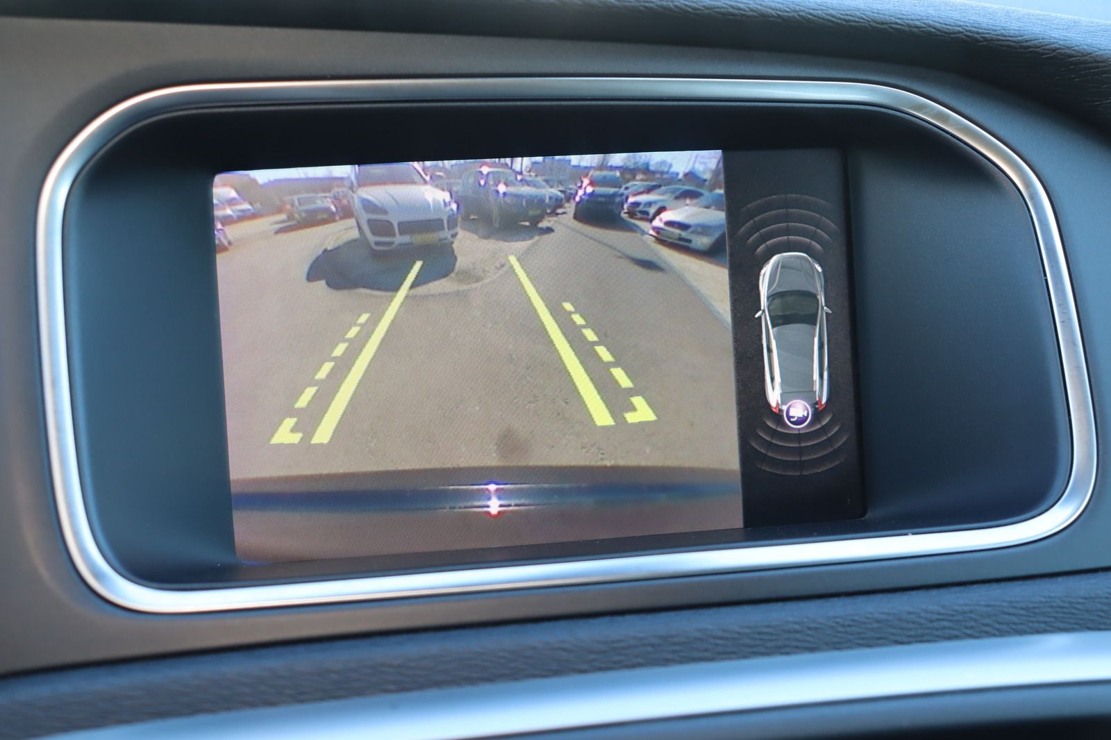 Fahrzeugabbildung Volvo V40 Cross Country * LED * Navi * RFK