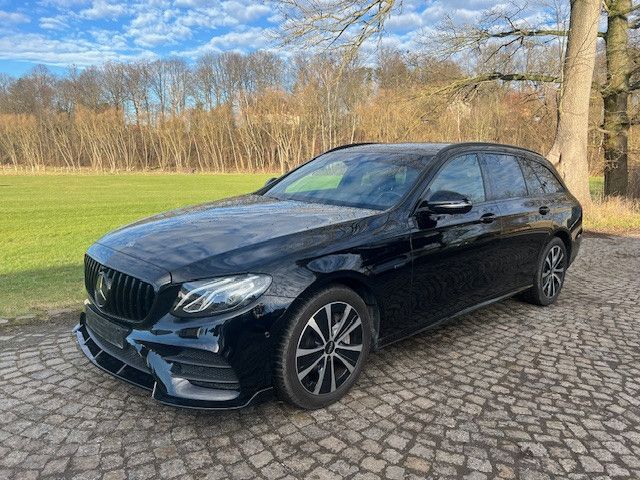 Mercedes-Benz E-Klasse E 300 de T AMG Line*Lieferung möglich