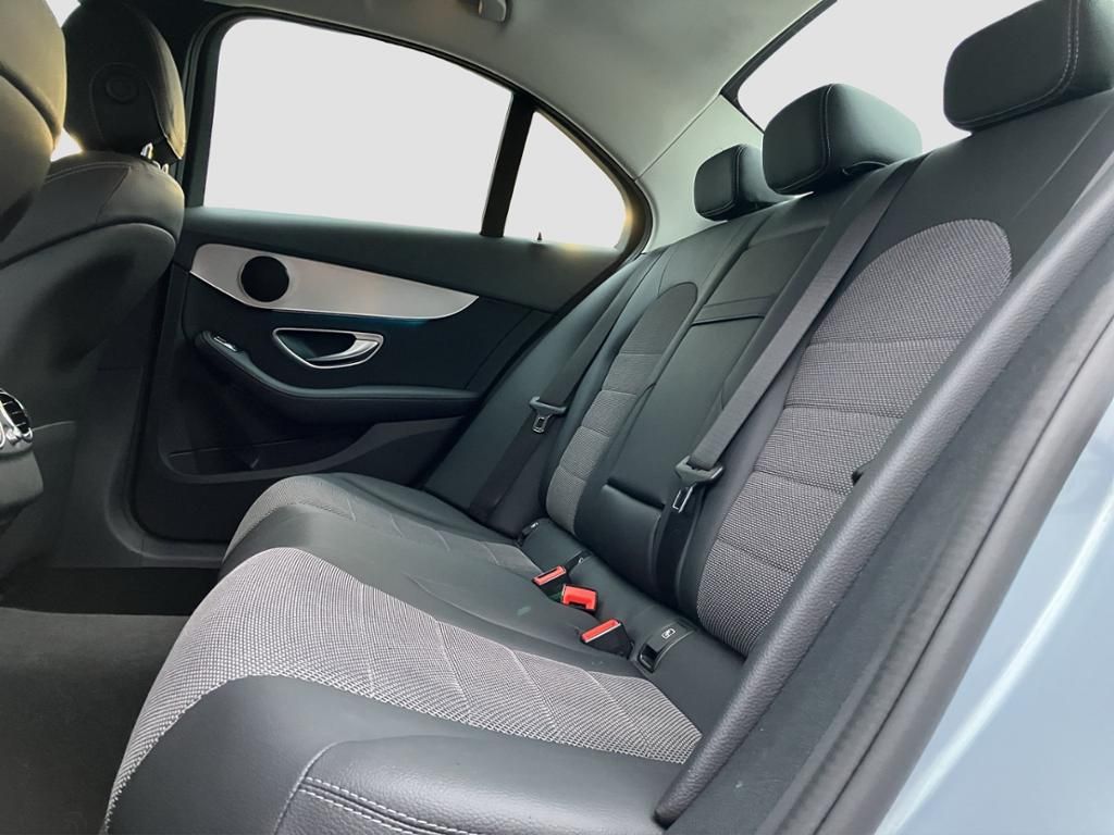 Fahrzeugabbildung Mercedes-Benz C 220 d AVANTGARDE*DISTR*MULTIB*NAV*SITZH*KAMERA