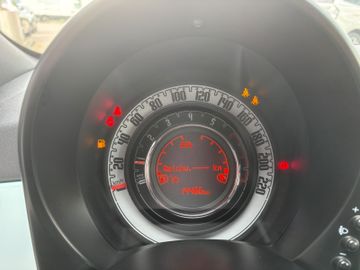 Fahrzeugabbildung Fiat 500 Mild Hybrid Temp. Dab Klima CarPlay PDC uvm